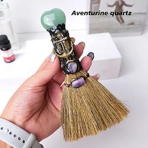 Escoba de altar de bruja Wicca brujería varita punta de cristal natural piedra preciosa de Reiki - Imagen 11 de 12