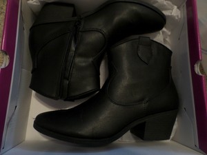 rampage black cowboy boots