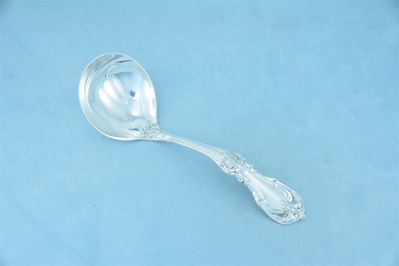 Reed & Barton Burgundy Sterling Silver 6-1/2" Gravy Ladle No Monogram