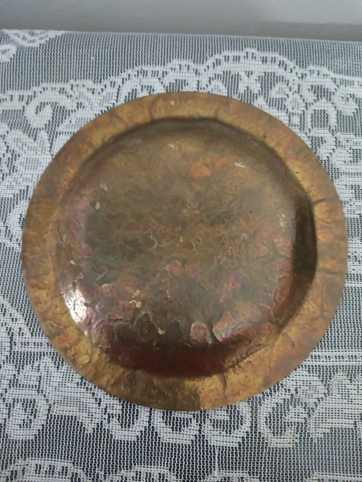 Placa de latón grabada a mano vintage Foto 2 de 3