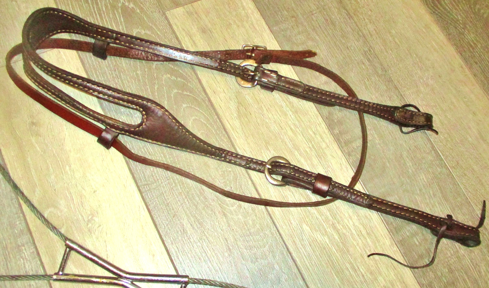 Western Cowboy TACK LOT -2 Shaped Ear bridles -PLUS Steel Cable noseband tiedown