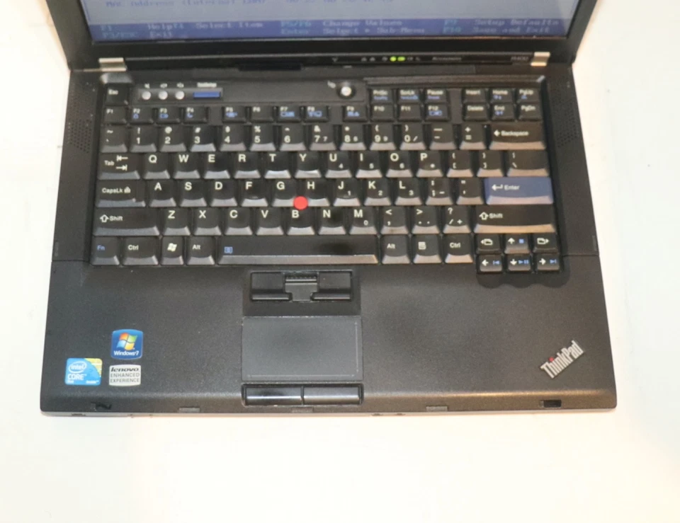 Lenovo ThinkPad R400|IntelCore Duo@2.53GHz|4GB RAM|320GB HDD|WIN 7 Prof|Cámara web Foto 3 de 4