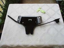 2003 - 2008  LINCOLN TOWN CAR TRUNK LID LATCH  LOCK   ASSEMBLY OEM