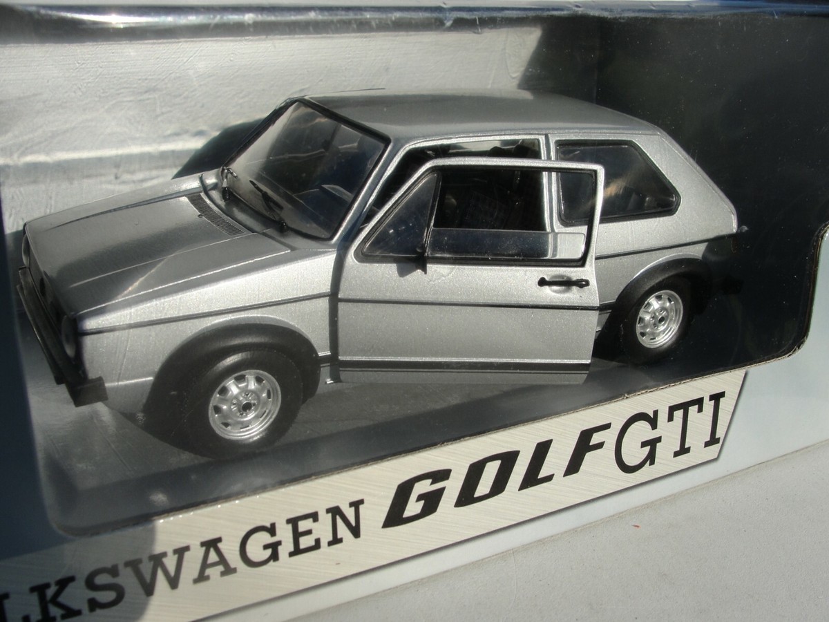 SUN STAR DIECAST VOLKSWAGEN GOLF GTI 1091 1.18 SCALE NEW OLD STOCK