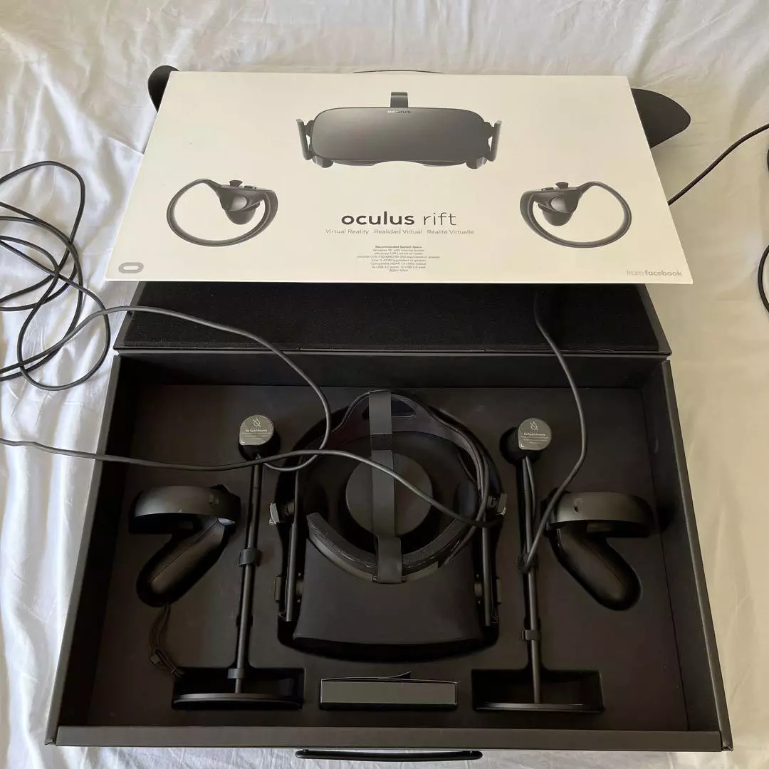 Complete Oculus Rift S PC Powered VR Headset Condition rift | eBay