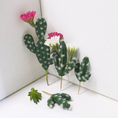 5 Pcs Artificial Plants Blooming Cactus Flower Flocking Succulents (#122-8)