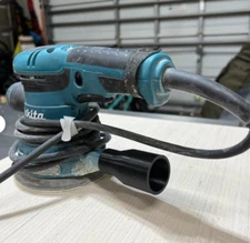 Makita Sander to 1.25" Hose Adapter - Upgraded Model!