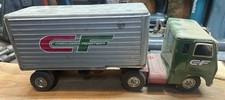 Consolidated Freightways Vintage Tin Toy Truck White Freightliner Green Red