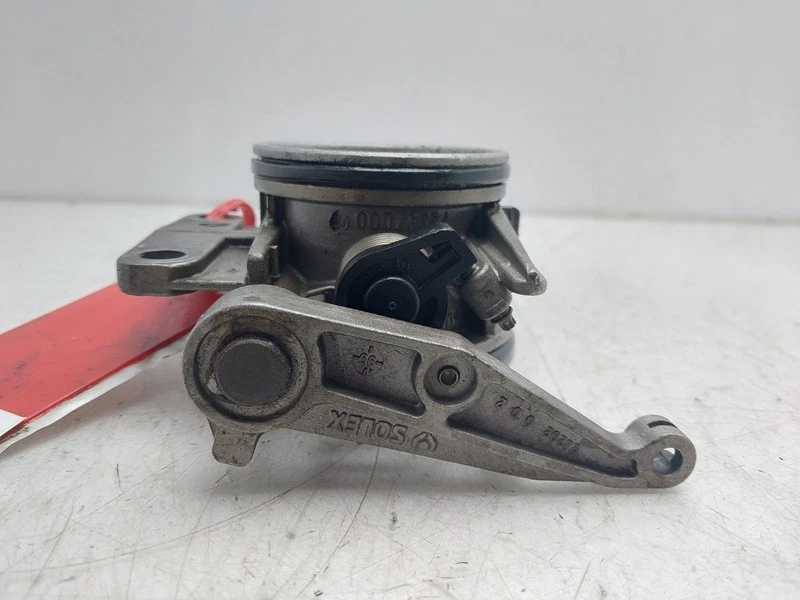 7700875435 caja de mariposa para RENAULT CLIO II 1.6 16V 2003 8336238 - Imagen 2 de 4