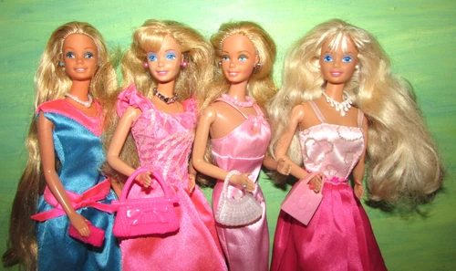 Superstar Blue Pink Gowns Sheath Heels Necklace Purses Bangs 4 Barbi dolls