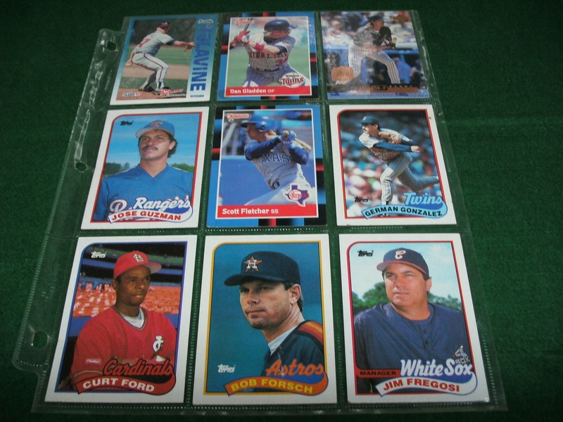I HAVE A 9 CARD LOT OF BASEBALL CARDS!! TOM GLAVINE, RANDY JOHNSON AND MORE!!