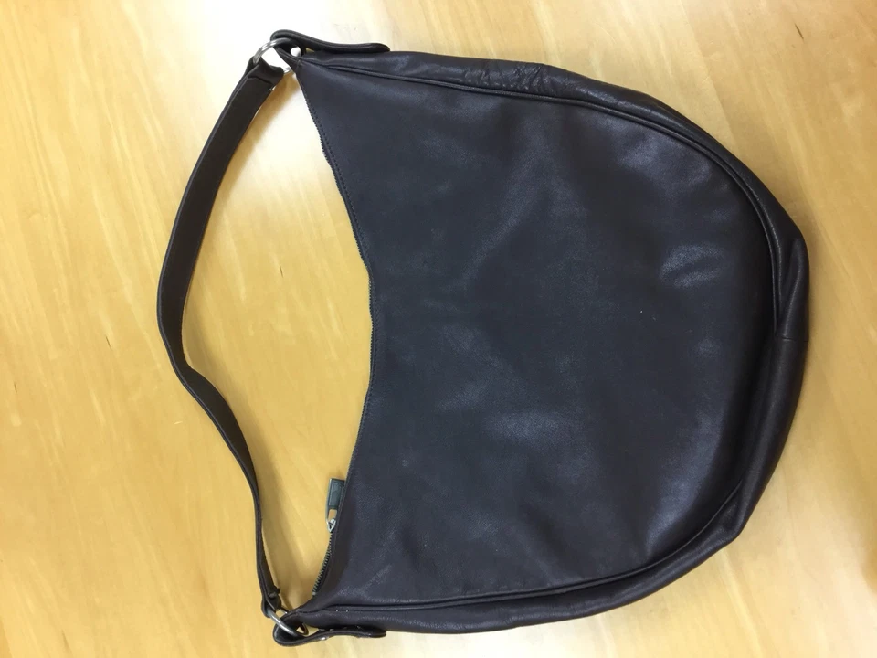 BARNEYS NEW YORK Bolso de Mano Hobo de Cuero Marrón Foto 3 de 4