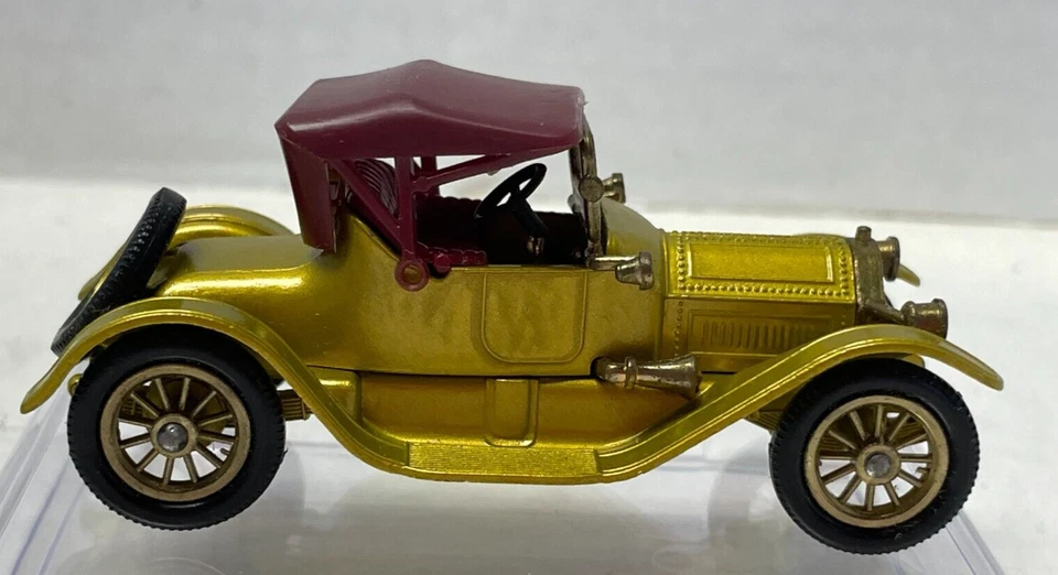 Modelos Matchbox de Antaño Oro 1913 Cadillac Y-6 Caja Original Lesney Foto 2 de 4