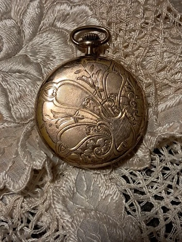 Antique Waltham Pocket Watch – Ornate Engraved Gold-Filled Case – c. 1900 –...