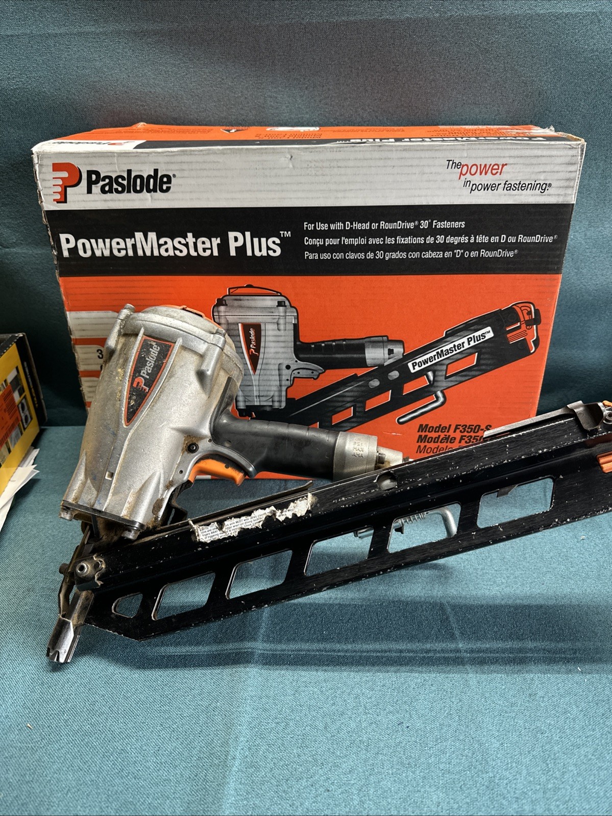 Paslode F350S PowerMaster Plus 2" to 3-1/2" Pneumatic Framing Nailer