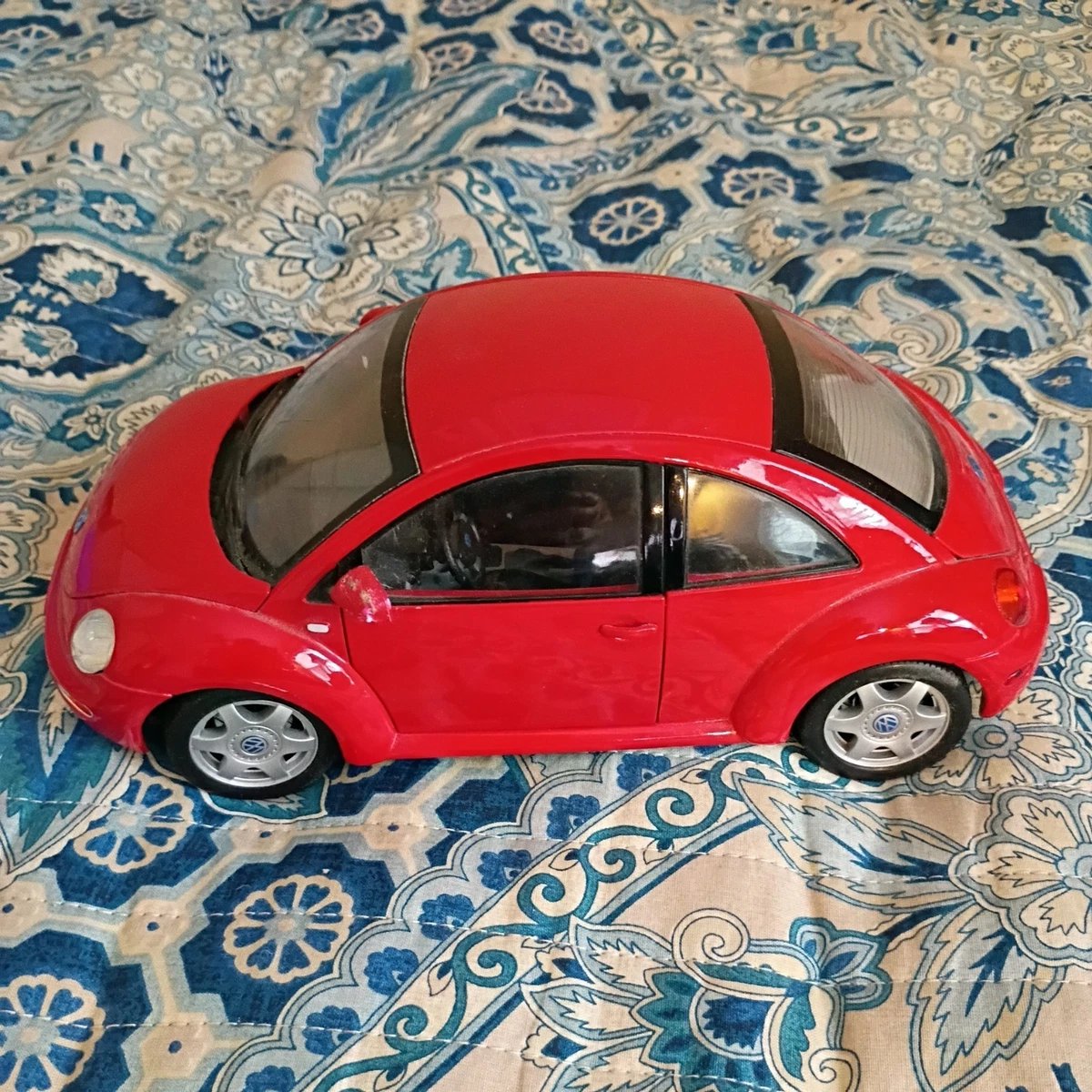 Maisto Volkswagen 1:18 Scale Diecast Cars, Trucks & Vans for sale