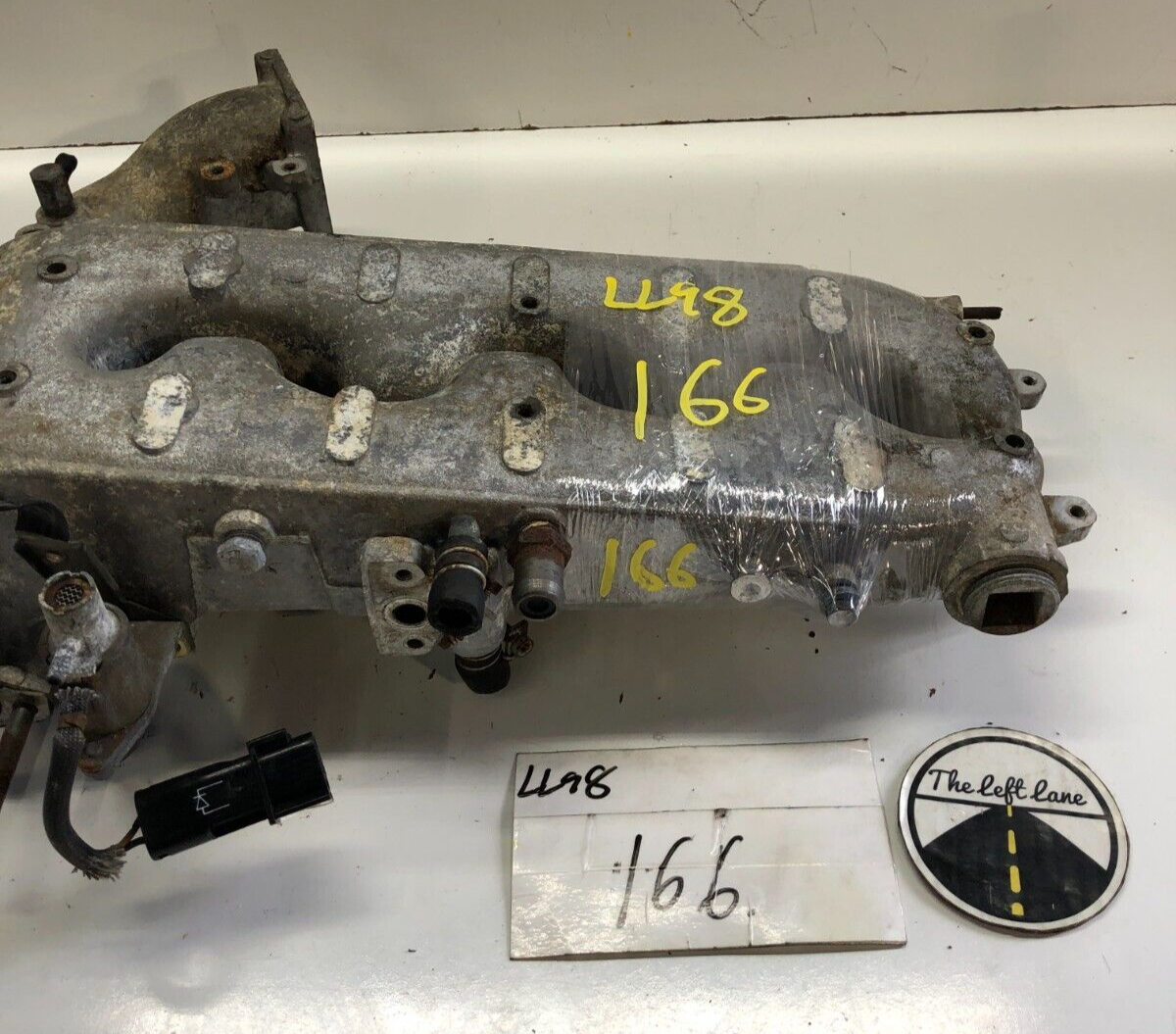 87-89 Nissan 300ZX Z31 VG30 N/A Upper Intake Manifold Plenum