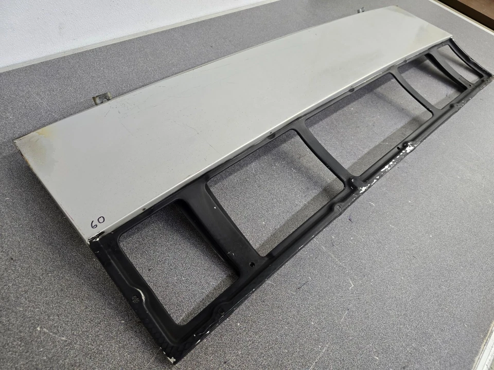 BONITO USADO ORIGINAL GENUINO PORSCHE 914 PLATA TAPA TRASERA DESNUDA DEL MOTOR #60 Foto 3 de 4