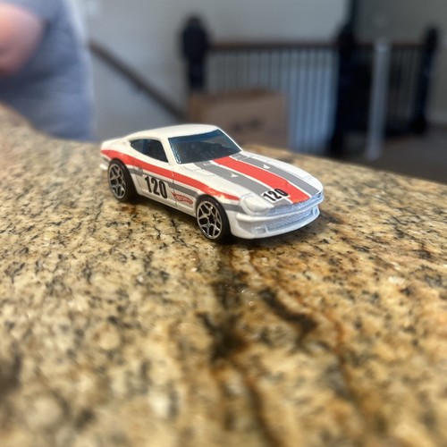 HOT WHEELS DATSUN 240z White *First Edition* Loose #120 - Picture 3 of 4