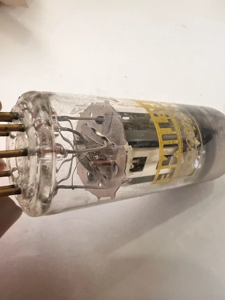NOS Realistic Lifetime Gold Pin 12HL7 VACUUM TUBE Foto 3 de 4