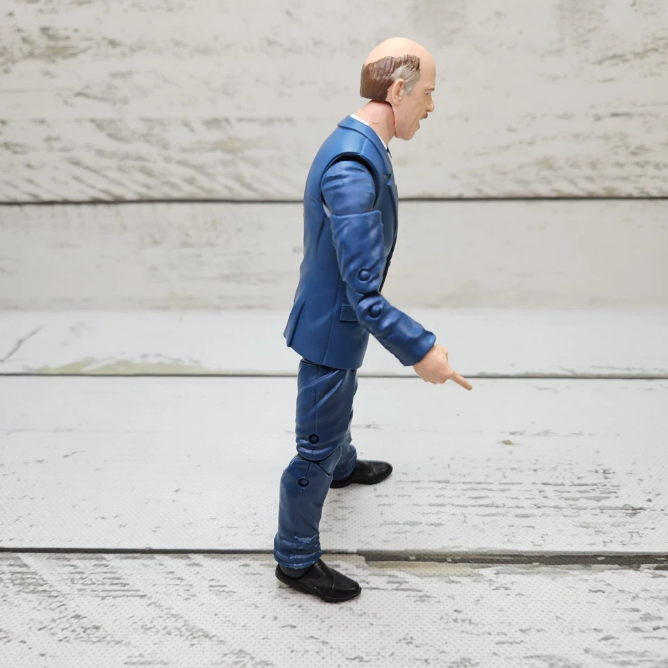 Figura de acción Hasbro Marvel Legends Spider-Man Jonah Jameson 2021 6" Foto 4 de 4