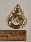 Vintage Goldtone Shell Pin/Brooch — photo 5