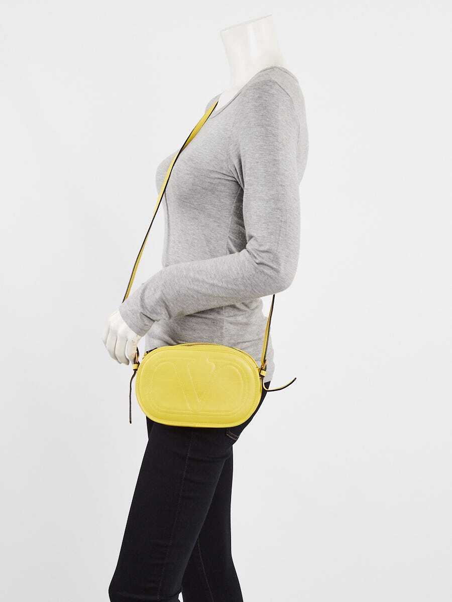ショルダーバッグ・ポシェット VALENTINO Woman Shoulder bag Yellow 6W0P0AK8SNP Q36 Valentino Yellow Leather Logo-Go Bag | eBay