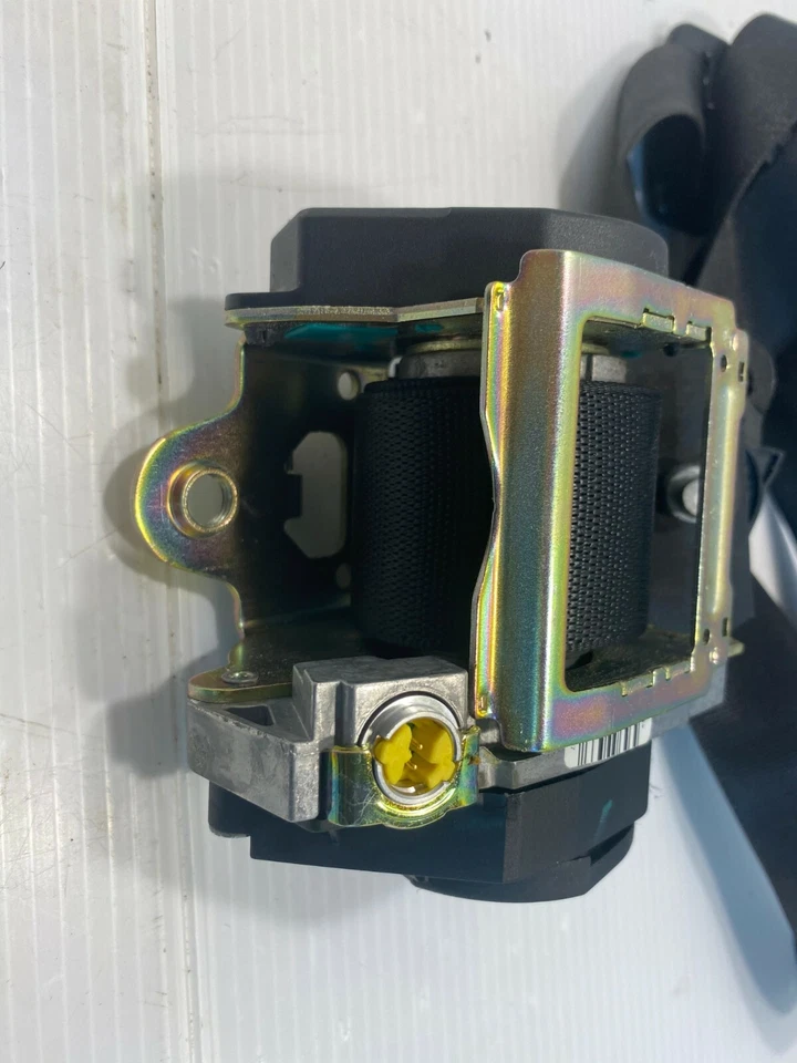 06-07 MERCEDES-BENZ CLASE W164 ML CINTURÓN DE SEGURIDAD DELANTERO IZQUIERDO LADO CONDUCTOR OEM Foto 2 de 4