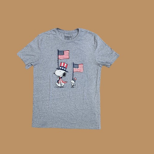 Peanuts Hybrid Snoopy & Woodstock Kids Fourth Of July Crew Neck T-Shirt Size M - Picture 6 of 6