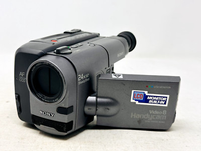 Sony CCD-TRV40 Handycam Video 8MM Analog Camcorder - Untested, No Accessories