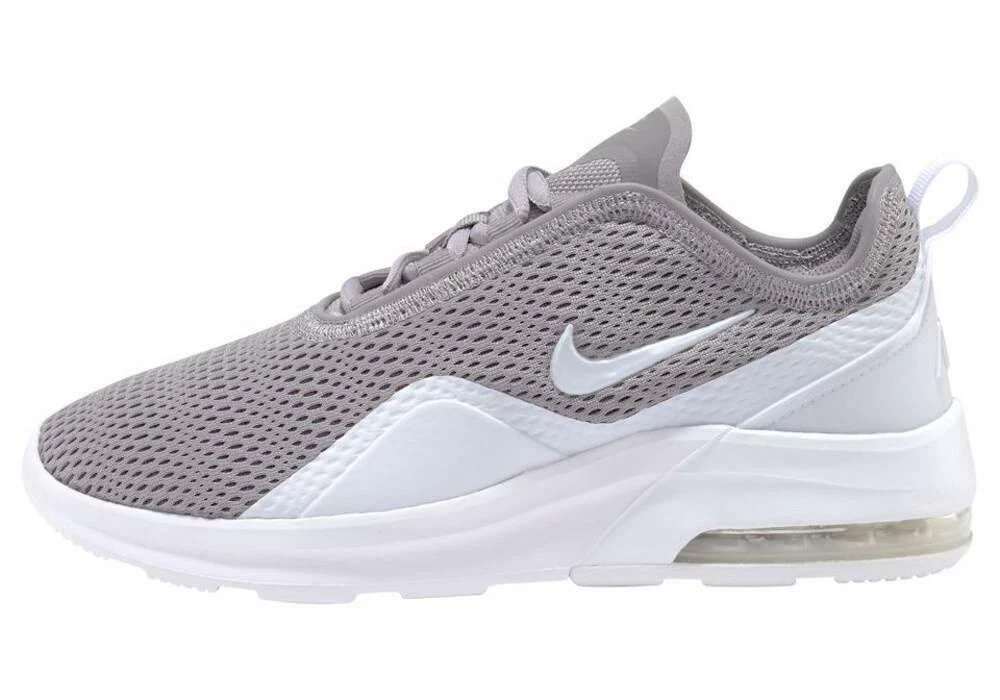 Nike air clearance motion 2 white