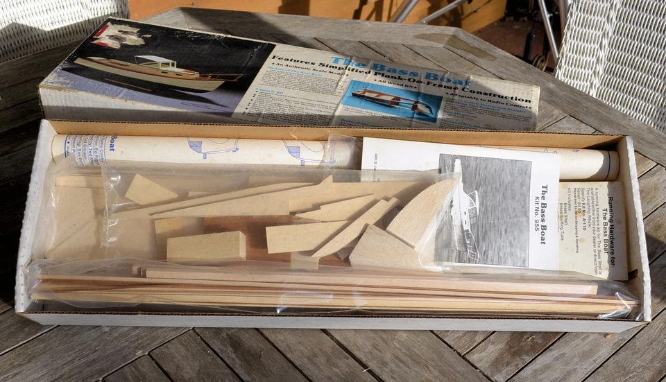 Vintage Midwest Products “BASS BOAT” all Wood Kit RC or static - Image 2 of 2