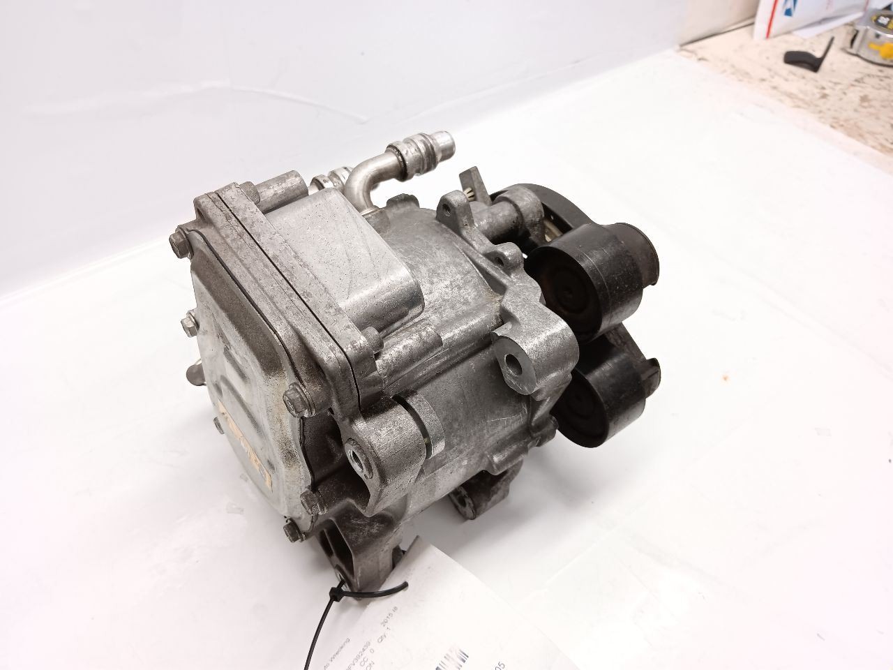 2014 2015 2016 2017 2018 2019 BMW I8 1.5L ALTERNATOR GENERATOR STARTER