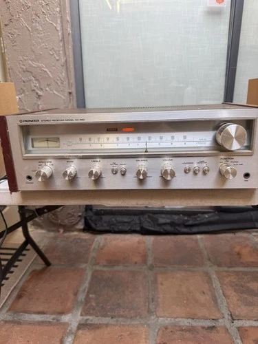 Pioneer SX-550 vintage stereo receiver