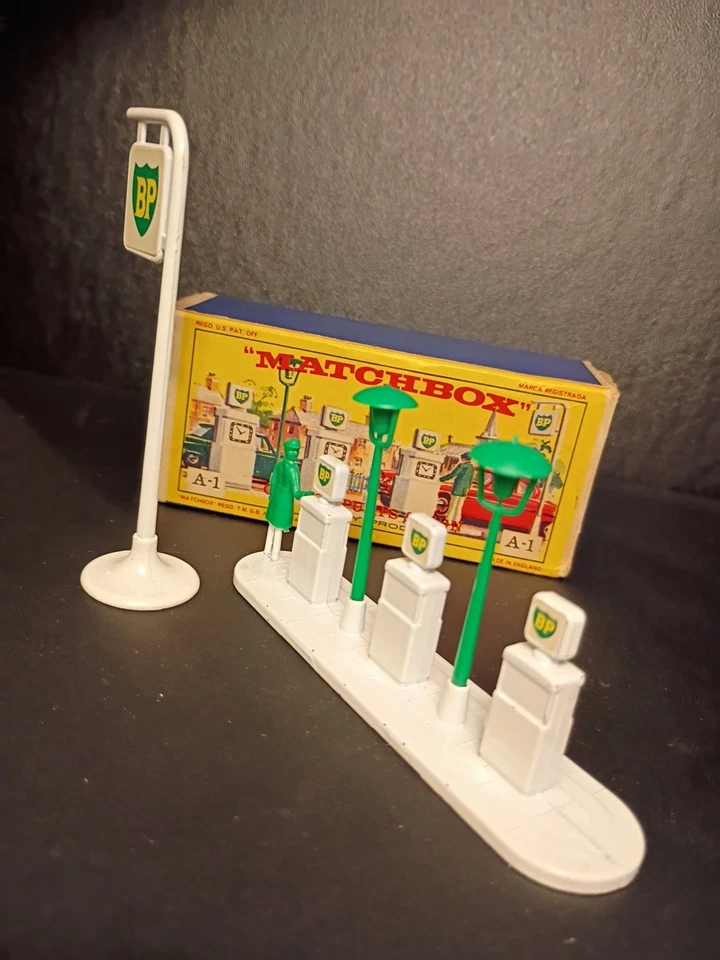 Matchbox A1-BP Petrol Pumps And Sign "BP" 1963 In Original E Box - Image 4 of 4
