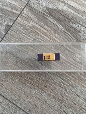 Intel C8008   World's First 8-Bit Microprocessor 
