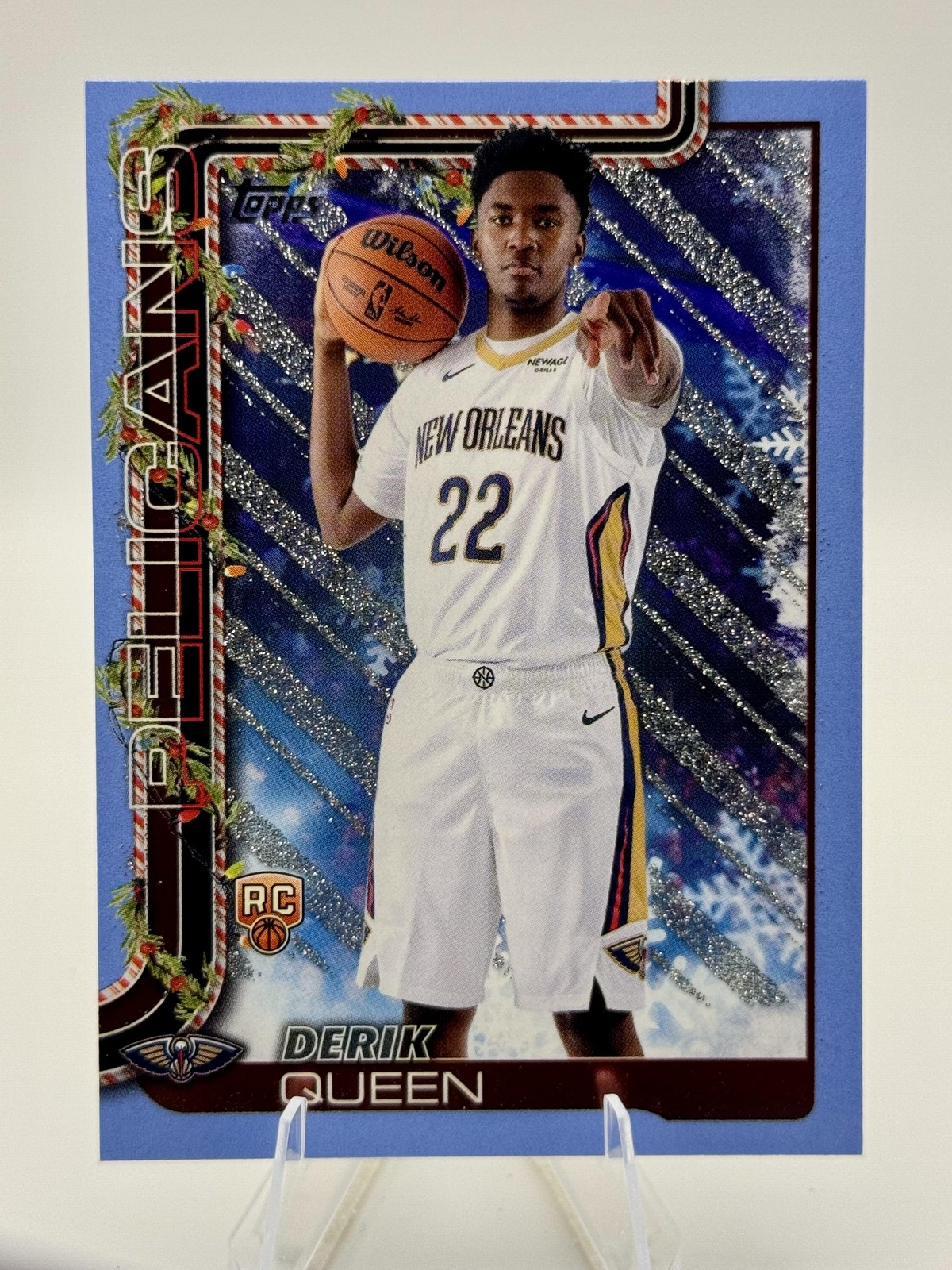 2025-26 Topps Holiday #H173 Derik Queen Light Blue and White Glitter Holiday