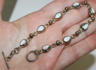 Fabulous sterling silver 925 mark opal inlay clasp bracelet Lot# 425