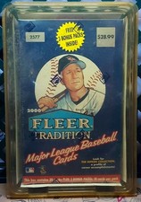 2000 Fleer Tradition Baseball Factory Sealed Box/23 Packs w/ Card Guard Package