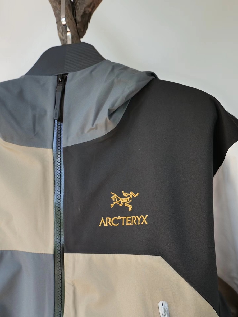 ARC 'TERyxBeta LT Japan Limited edition top ultra ARC 'TERyxBeta LT Japan Limited edition top ultra