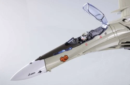 DX Super Alloy VF-25A Messiah Valkyrie General machine Figure Bandai Macross - Image 3 of 4