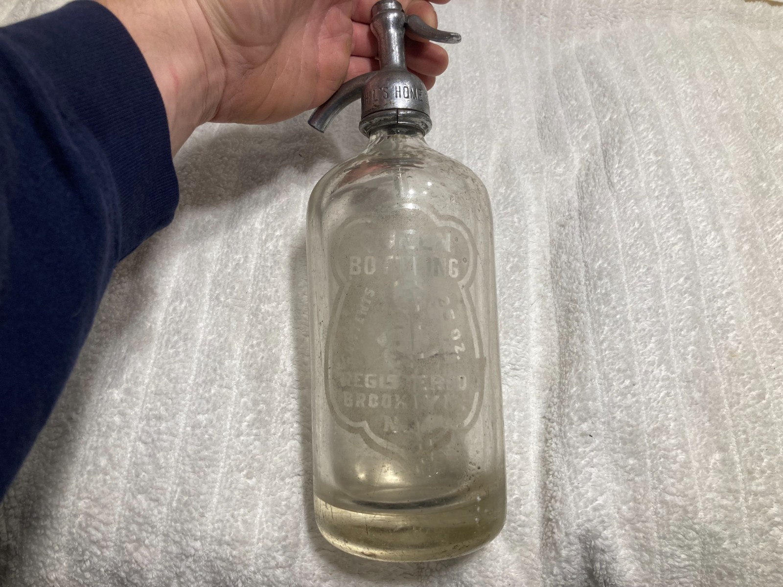 Queen Bottling Co. Seltzer Bottle Etched Clear Glass Brooklyn, NY