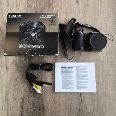 Digitalkamera   Fujifilm FinePix S Series S2950 14.0MP - Schwarz   Gut