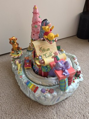 Rare Vintage Disney Winnie the Pooh Xmas Wish List Musical Scene Moving Parts