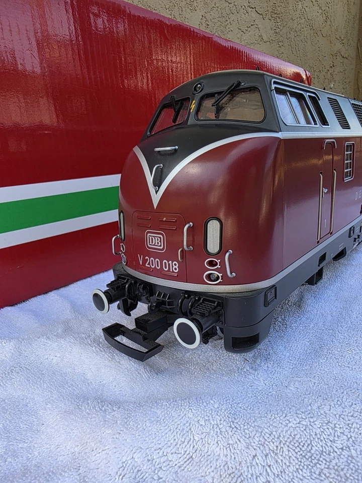 G Scale DB V200 Diesel Locomotive, (LGB 23940) - Image 2 of 4