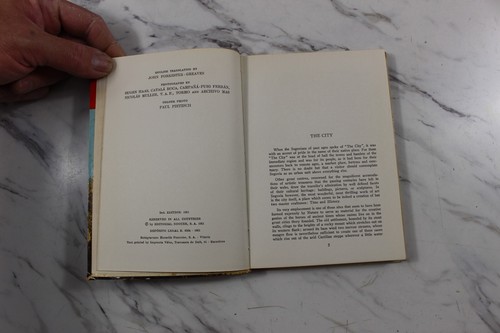 Travel Guide To Segovia: A Comprehensive Travel Guide 1961 softcover book - Picture 10 of 12