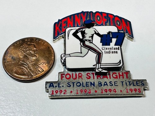 Cleveland Indians Lapel Pin Kenny Lofton #7 Four Straight Stolen Base Title 1995 - Picture 2 of 2