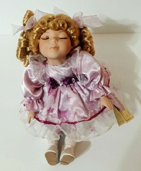 dan dee collectors choice musical doll