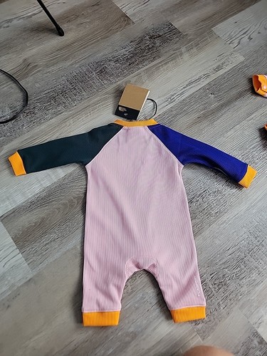 The North Face Infant One Piece Base Layer Waffle 0-3 Months Newborn Jumpsuit - Picture 6 of 9