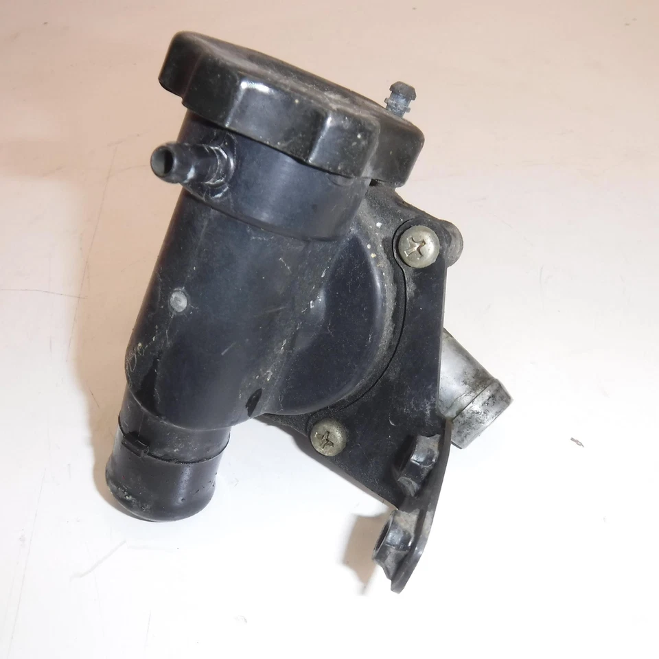 86-99 kawasaki vulcan 1500 COOLANT THERMOSTAT HOUSING CAP - Image 2 of 4